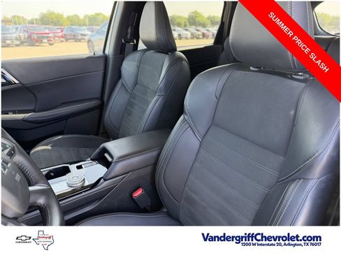 Used 2025 Mitsubishi Outlander SE FWD image 23