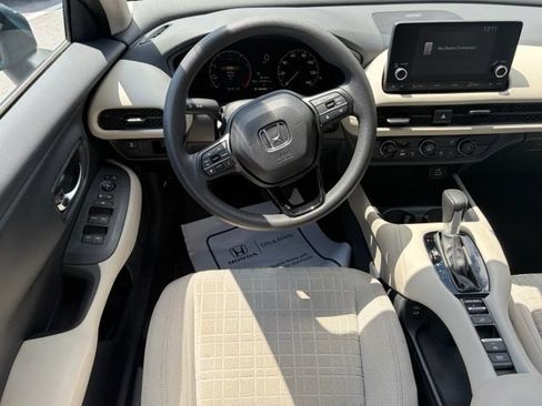 Certified 2024 Honda HR-V LX image 35