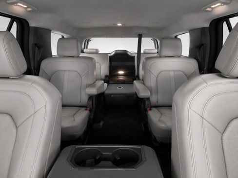 Used 2020 Ford Expedition Limited AWD/4WD image 18