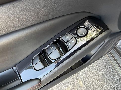 Used 2025 Nissan Altima 2.5 SR AWD/4WD image 24