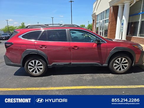 Used 2024 Subaru Outback Premium AWD/4WD image 7