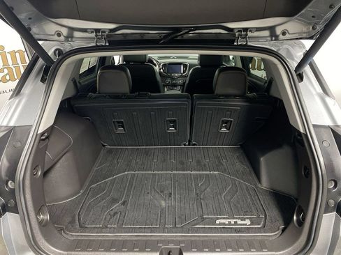 Used 2024 GMC Terrain AT4 w/ LPO, Floor Liner Package AWD/4WD image 23