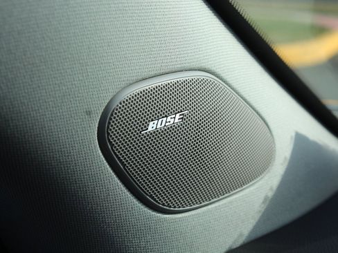 Used 2011 Cadillac SRX Luxury image 10