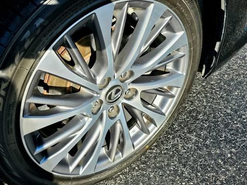 Used 2021 Lexus ES 250 w/ Premium Package AWD/4WD image 4