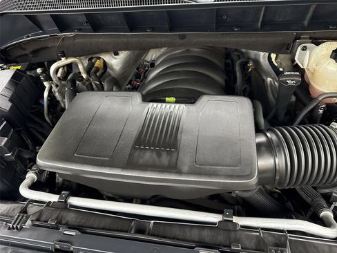 Used 2019 Chevrolet Silverado 1500 LT Trail Boss AWD/4WD image 28