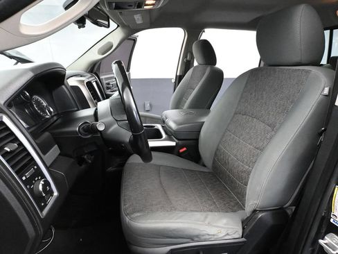 Used 2017 RAM 1500 Big Horn AWD/4WD image 27