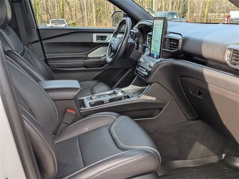 Used 2020 Ford Explorer ST w/ Premium Technology Package image 41