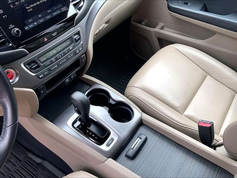 Used 2020 Honda Pilot EX-L image 16