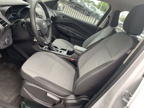 Used 2019 Ford Escape S FWD image 18