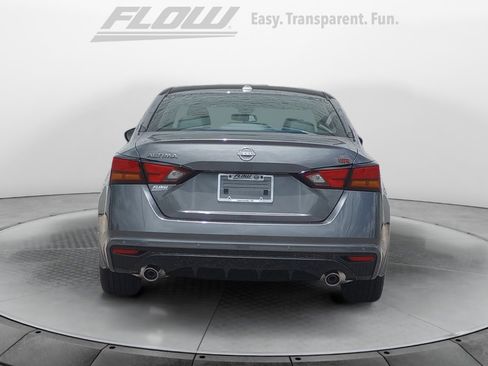 New 2025 Nissan Altima 2.5 SR image 6