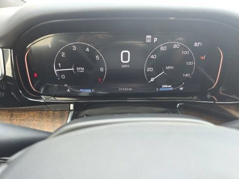 Used 2025 Jeep Grand Wagoneer 4WD image 30
