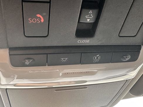 Used 2024 Nissan Altima 2.5 SR w/ SR Premium Package image 28