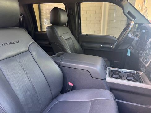 Used 2016 Ford F350 Platinum w/ FX4 Off-Road Package AWD/4WD image 39