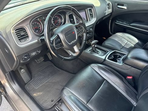 Used 2020 Dodge Charger SXT w/ Leather Interior Group RWD image 20