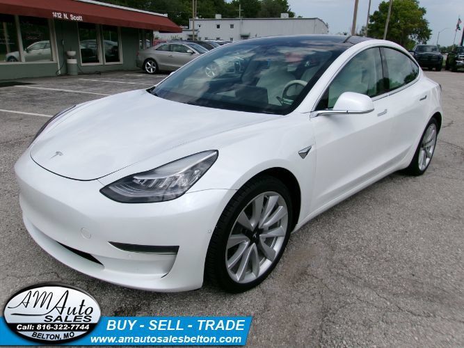 Used 2020 Tesla Model 3 Standard Range Plus RWD image 1