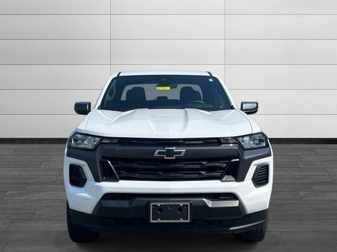 Used 2023 Chevrolet Colorado LT w/ LPO, Pro Essentials Package AWD/4WD image 8