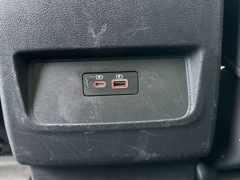 Used 2022 Nissan Frontier SV image 16