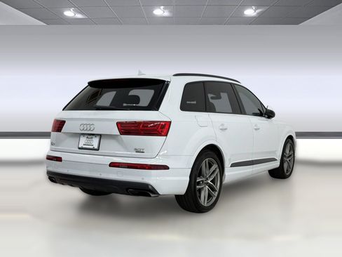 Used 2017 Audi Q7 3.0T Prestige w/ Prestige Package AWD/4WD image 9