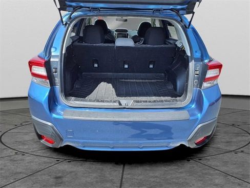 Used 2018 Subaru Crosstrek 2.0i image 7