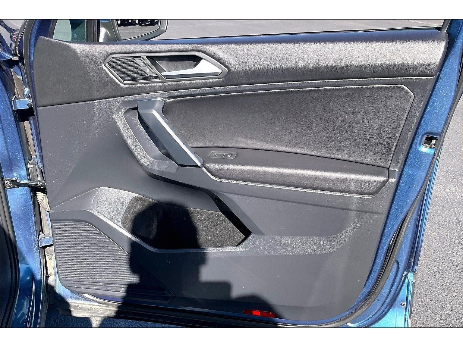 Used 2019 Volkswagen Tiguan SE AWD/4WD image 26