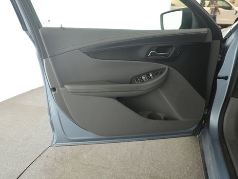 Used 2015 Chevrolet Impala LS image 18