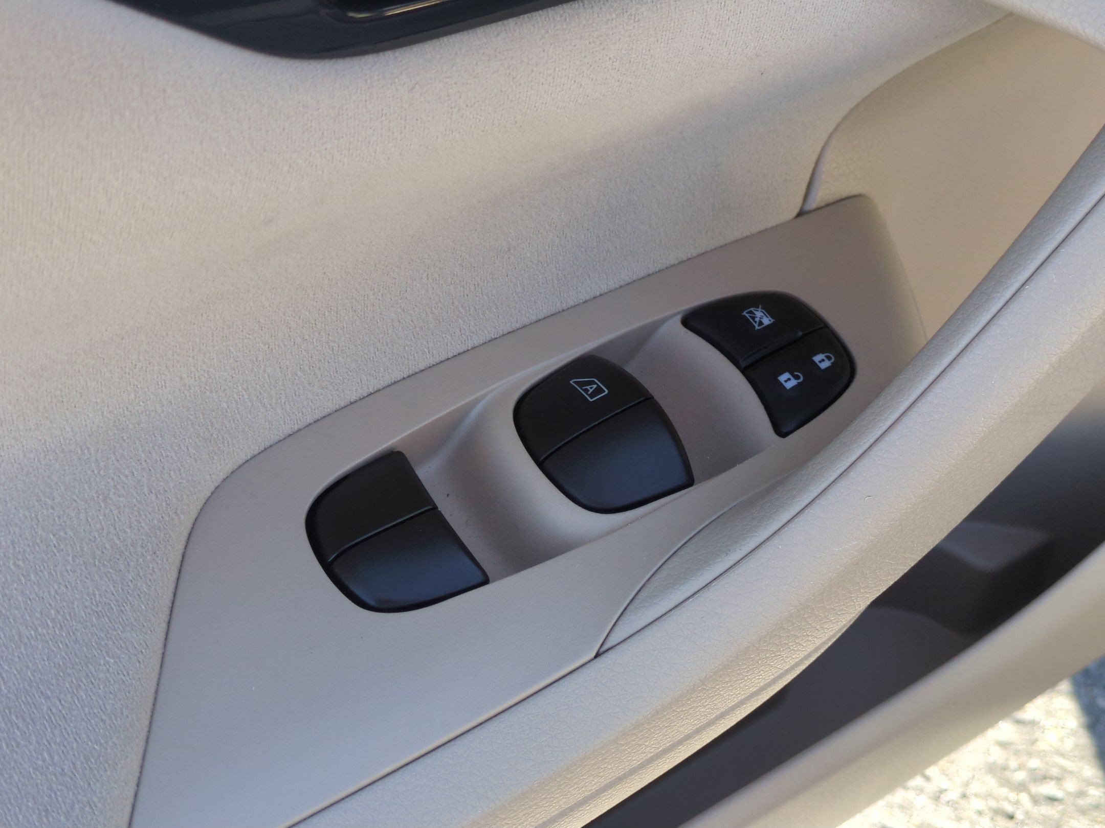 Used 2014 Nissan Altima 2.5 S FWD image 13
