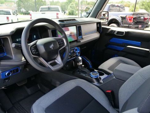 Used 2025 Ford Bronco 2-Door w/ Sasquatch Package AWD/4WD image 20