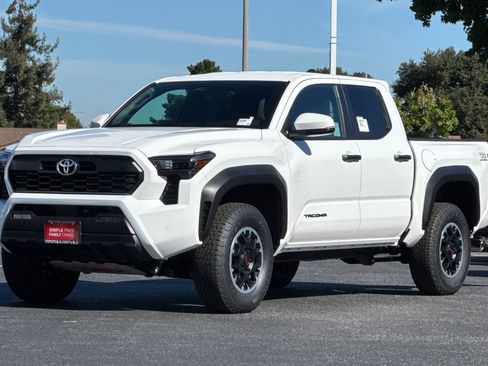 New 2025 Toyota Tacoma TRD Off-Road image 2