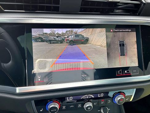 Used 2023 Audi Q3 2.0T Premium Plus image 29