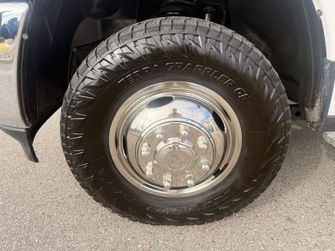 Used 2023 RAM 3500 Big Horn w/ Level 1 Equipment Group AWD/4WD image 10