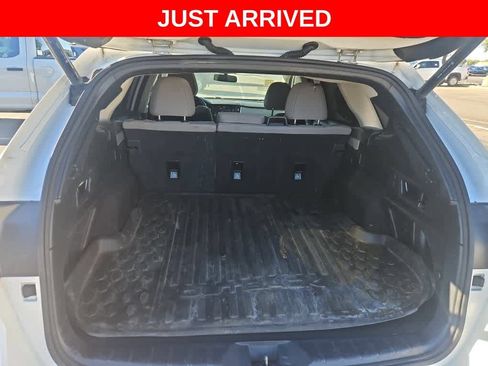 Used 2023 Subaru Outback Premium AWD/4WD image 8