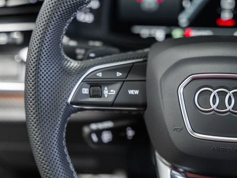 Used 2025 Audi SQ7 Prestige image 31