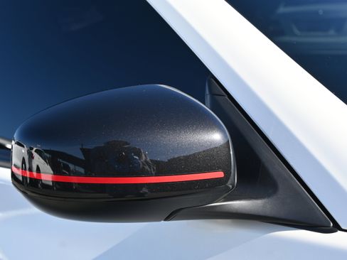 Used 2015 Nissan 370Z NISMO image 73