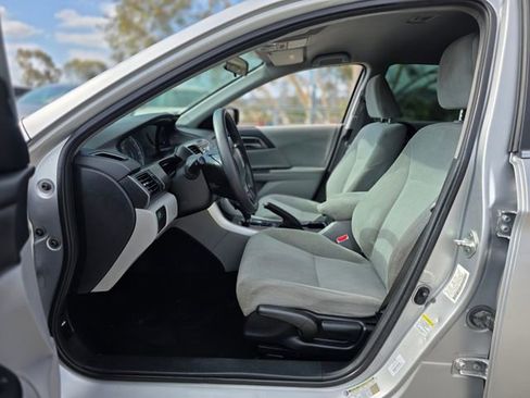 Used 2013 Honda Accord LX image 11
