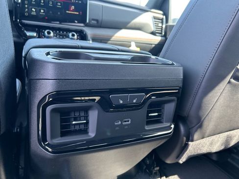 New 2026 GMC Sierra 2500 AT4 AWD/4WD image 33