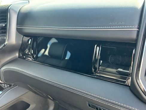 New 2025 RAM 3500 Limited image 33