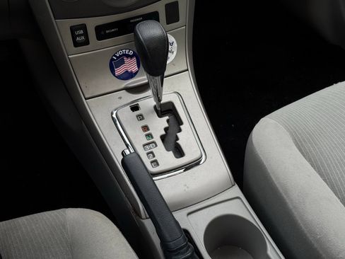 Used 2012 Toyota Corolla LE w/ Premium Pkg FWD image 28