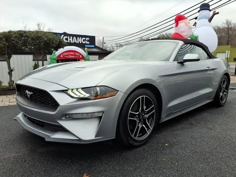 Used 2023 Ford Mustang Premium image 7