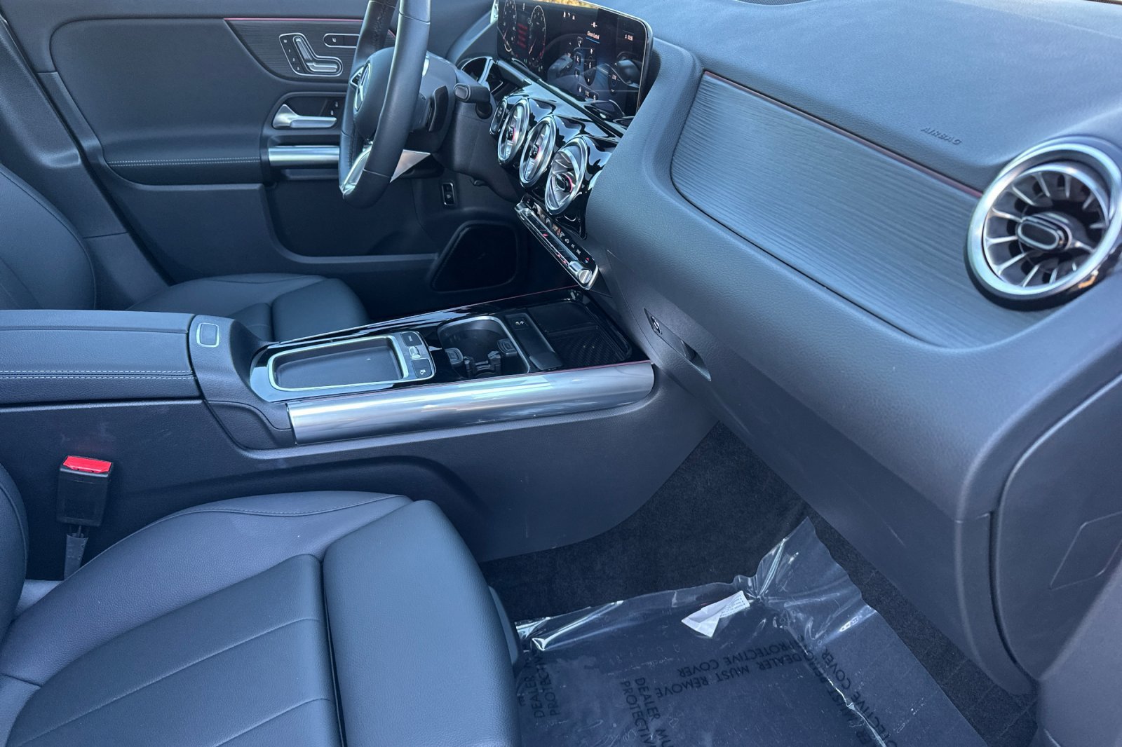 Certified 2026 Mercedes-Benz GLA 250 4MATIC image 18