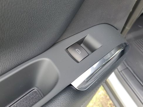 New 2026 Chevrolet Traverse LT w/ Driver Confidence Package image 17