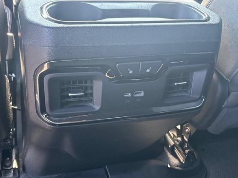 Used 2022 GMC Sierra 1500 AT4 w/ AT4 Premium Package AWD/4WD image 20