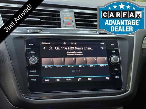 Used 2024 Volkswagen Tiguan SEL R-Line AWD/4WD image 19