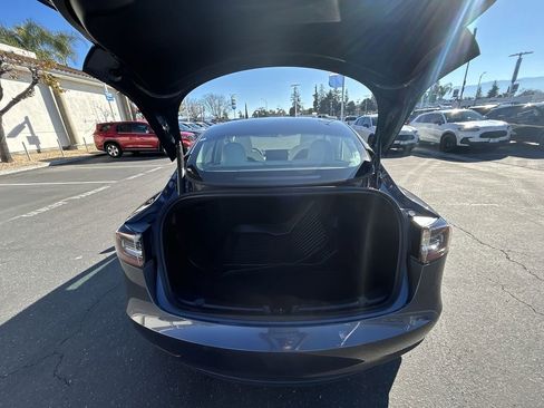 Used 2022 Tesla Model 3 Long Range image 23