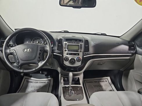 Used 2009 Hyundai Santa Fe SE FWD image 13