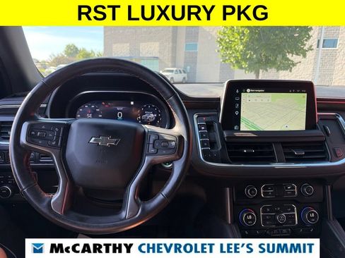 Used 2022 Chevrolet Suburban RST w/ Luxury Package AWD/4WD image 24