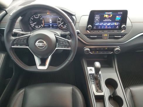 Used 2021 Nissan Altima 2.5 SR FWD image 15