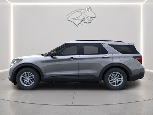 New 2026 Ford Explorer Active image 3