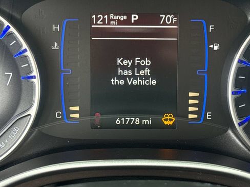 Used 2023 Chrysler Voyager LX FWD image 33