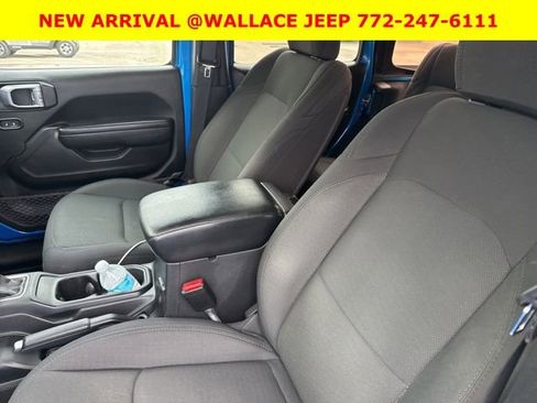 Used 2021 Jeep Wrangler Unlimited Sport AWD/4WD image 5