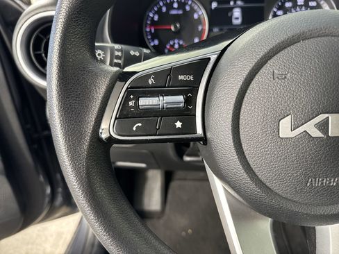Used 2024 Kia Forte LX image 12